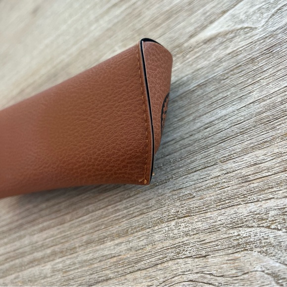 Ray-Ban leather brown glasses case - Picture 5 of 7